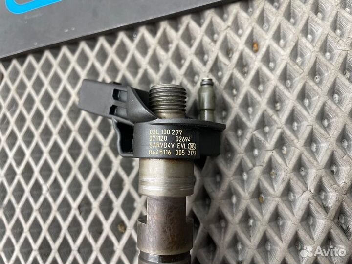 Форсунка топливная Volkswagen Tiguan 5N1 TDI cbab
