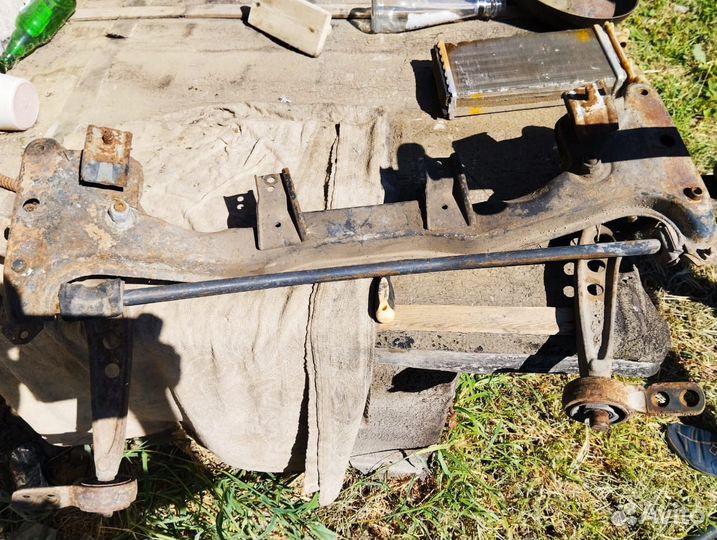 Передная балка на BMW E 320