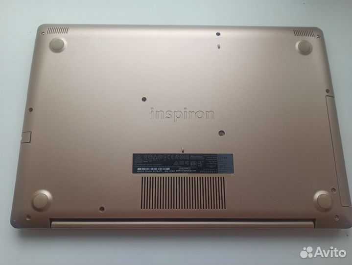 Ноутбук Dell Inspiron