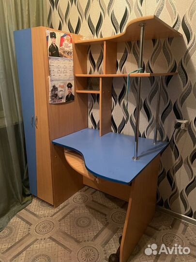 Компьютерный стол со шкафом