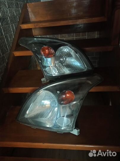 Фары Toyota Land Cruiser Prado