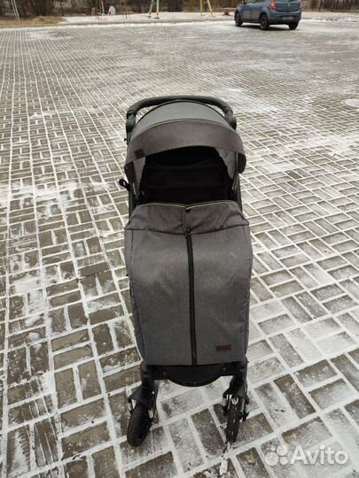 Прогулочная коляска bubago cross air