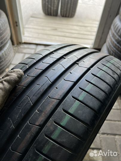 Pirelli P Zero PZ4 245/40 R19