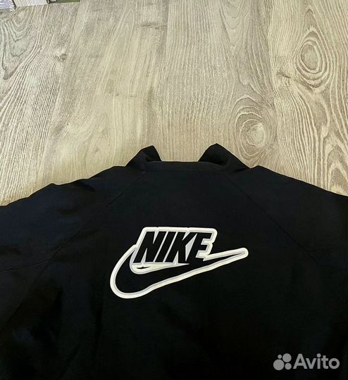 Ветровка nike