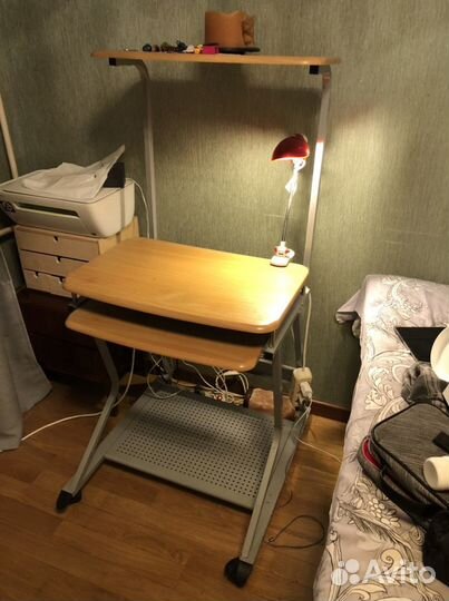 Компьютерный стол