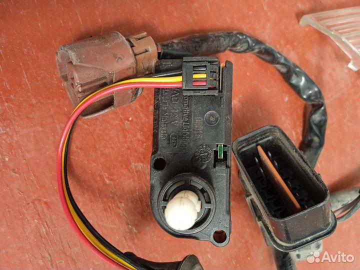 Запчасти на Митцубиси аутлендер хл