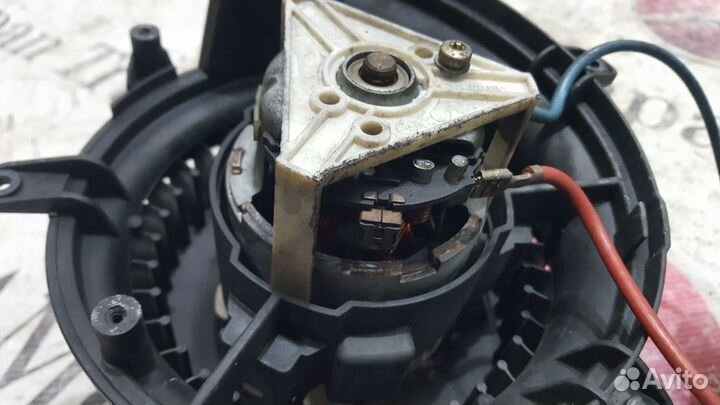 Мотор печки в сборе на Mercedes-Benz W202