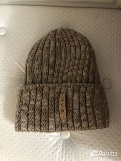 Женская шапка