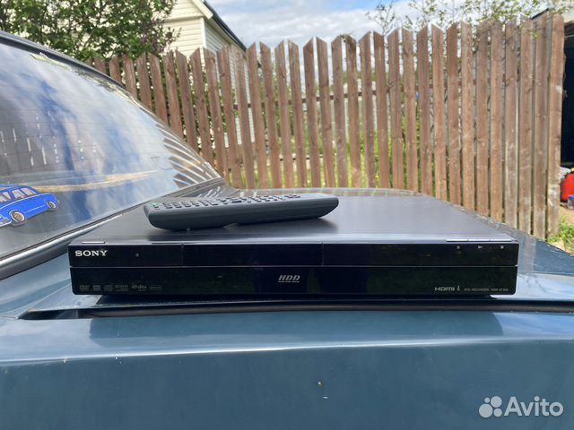 Blu-ray плеер Sony RDR-AT100