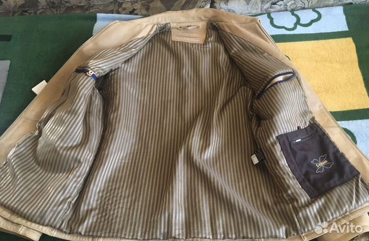 Куртка кожаная