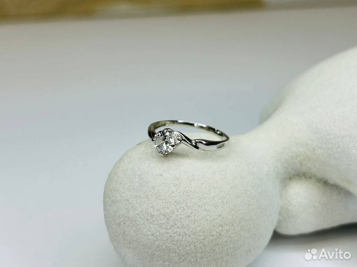 Золотое кольцо 16,75 размер