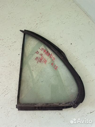Стекло форточка задняя правая nissan march 12 ak12