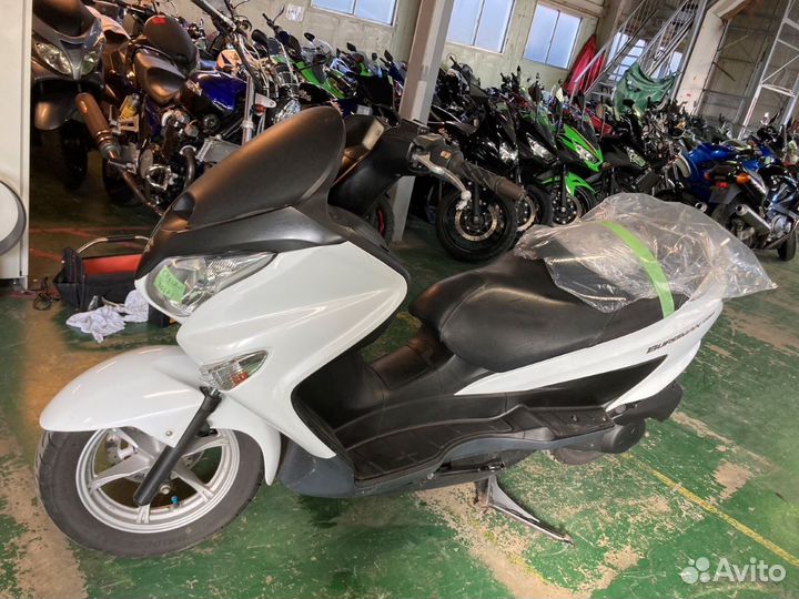 Скутер Suzuki Burgman 200