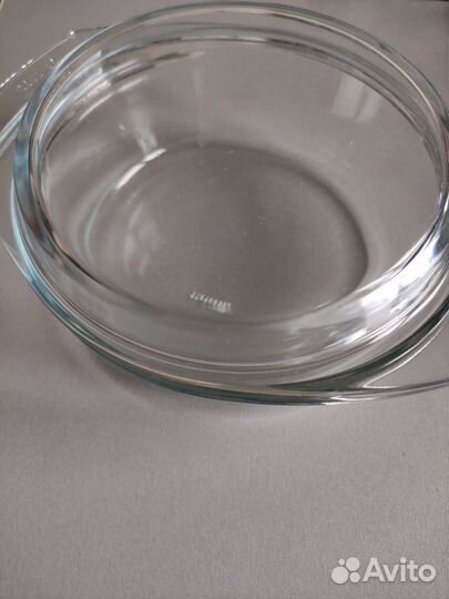 Стеклянная кастрюля