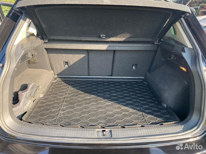 Volkswagen Tiguan 1.4 AMT, 2018, 140 000 км