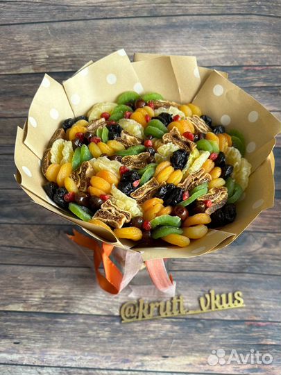 Букет из клубники. Съедобные букеты на выпускной