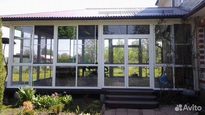 Остекление веранды пластиковое