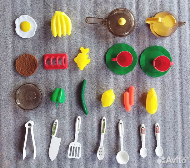 Детская кухня игрушечная со звуком, светом,посудой