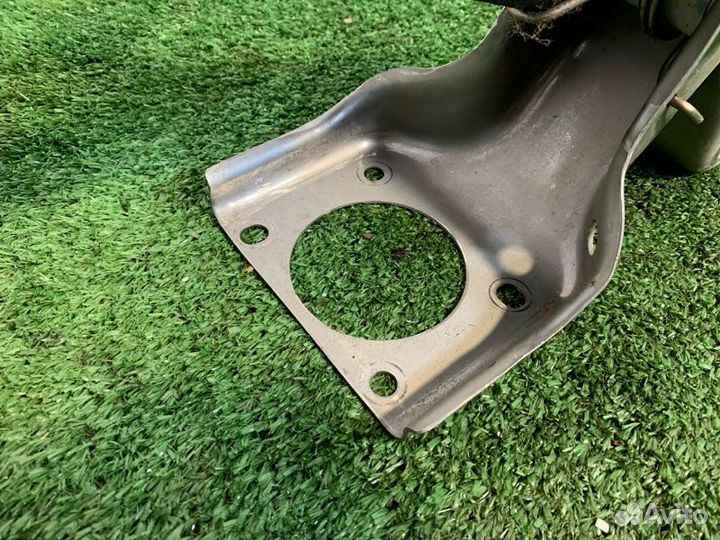 Педаль тормоза Hyundai Solaris седан G4FA 2015