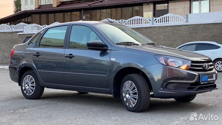 Прокат автомобиля Лада Гранта без водителя