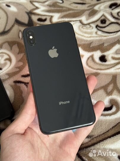 iPhone Xs Max, 64 ГБ