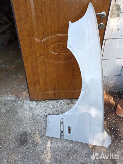 Бмв е39 крыло левое