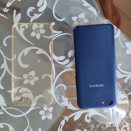 OPPO A83, 6/128 ГБ