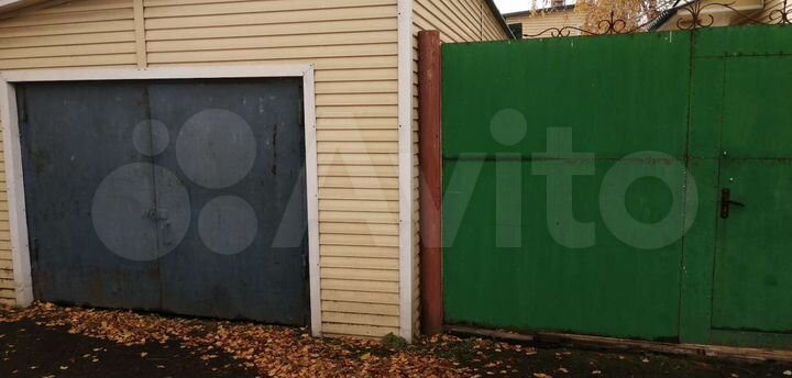 Дом 767,8 м² на участке 21,3 сот.