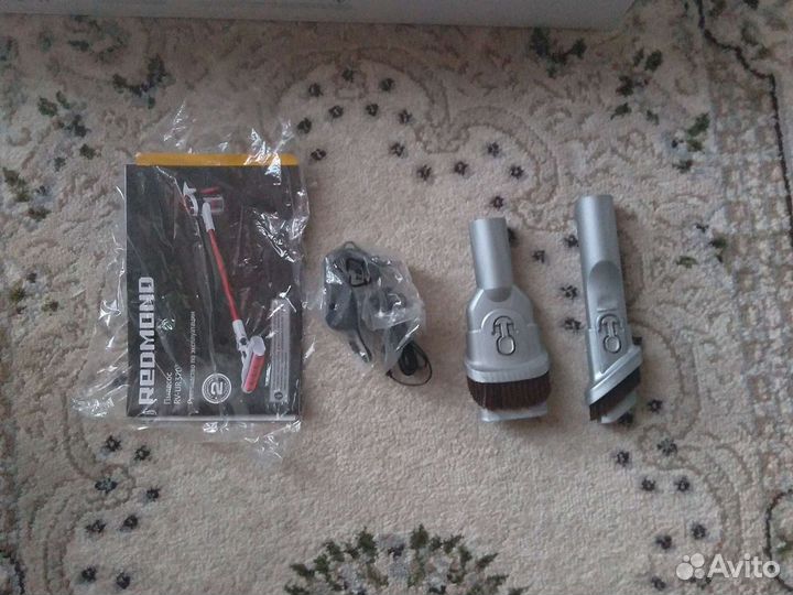 Беспроводной пылесос redmond