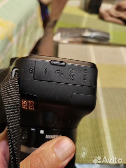 Canon 550d kit 18-55mm is