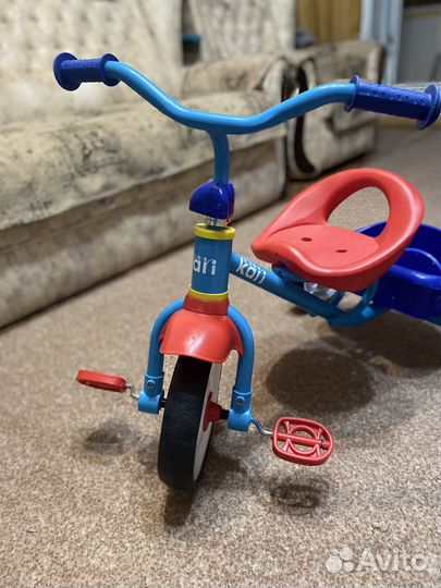 Детский трехколесный велосипед