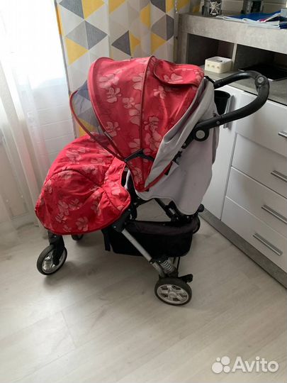 Коляска прогулочная