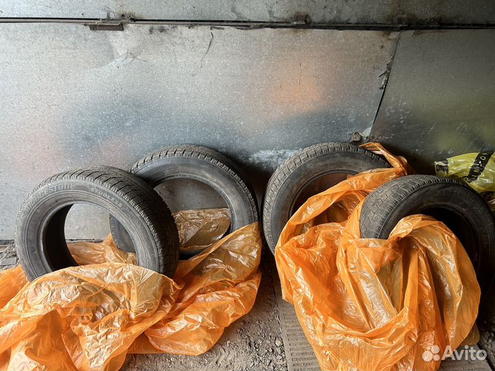 Bridgestone Blizzak VRX 185/65 R15