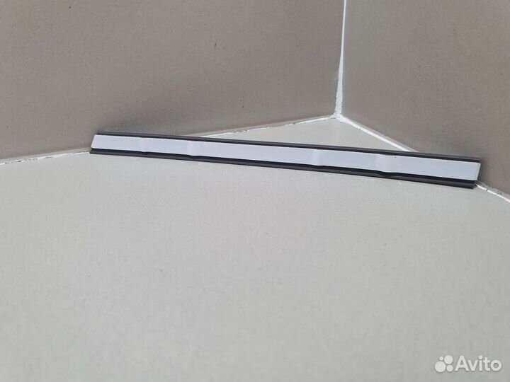 Молдинг переднего левого крыла Daewoo Nexia