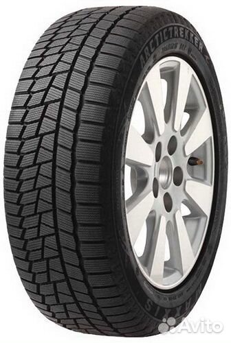 Maxxis SP02 Arctic Trekker 215/60 R16 99T