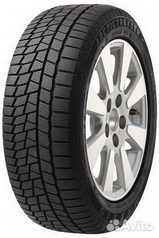 Maxxis SP02 Arctic Trekker 215/60 R16 99T