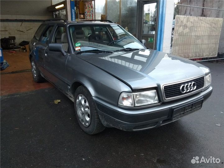 Разбор на запчасти Audi 80 (B4)