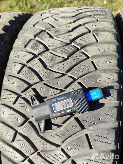 Dunlop SP Winter Ice 03 235/45 R18