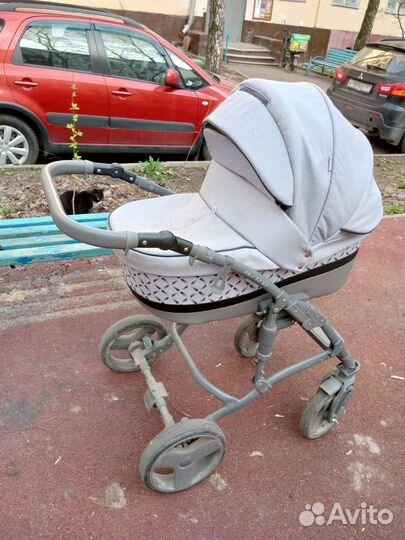 Коляска три в одном