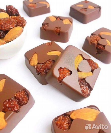 Клубника в шоколаде/Гранат в шоколаде/Батончики