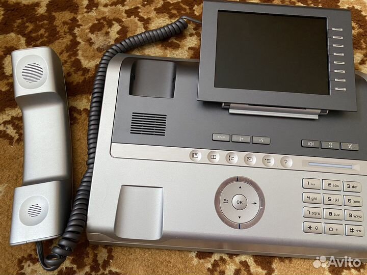 Телефон новый