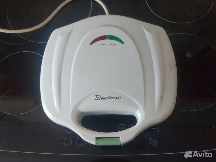 Сэндвичница binatone st-222