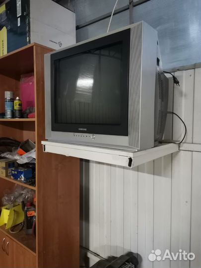 Телевизор samsung