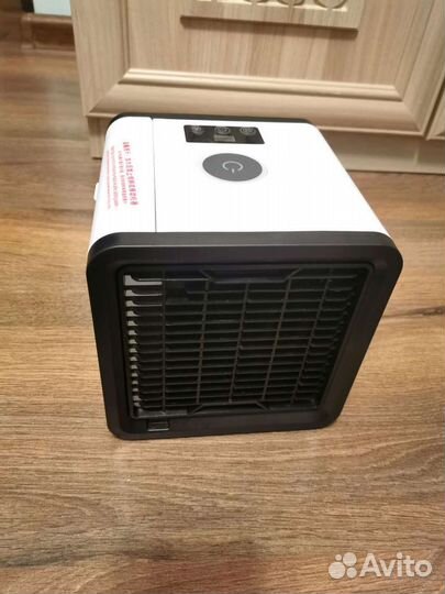 Мини кондиционер /вентилятор с увлажнителем