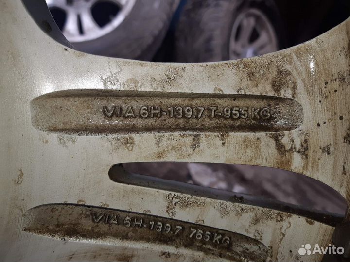 Yokohama AVS S/T type-1 V801 285/60 R18 116V