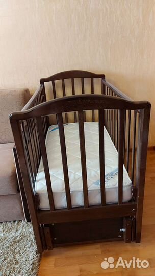 Детская кроватка
