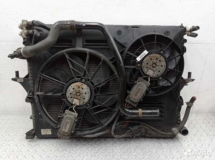 Радиатор в сборе/кассета радиаторов Audi Q7