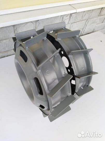 Ступица и грунтозацепы для мотоблока