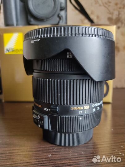 Объектив Sigma 17-50 мм f/2,8 EX DC OS HSM
