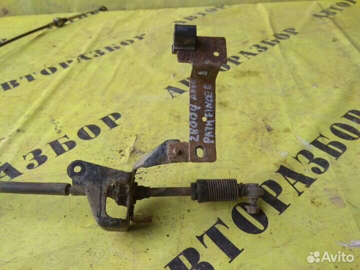 Трос переключения кпп Nissan Pathfinder (R51M)